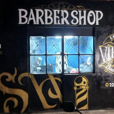 Mural de graffiti en Puebla - barberias, rotulos