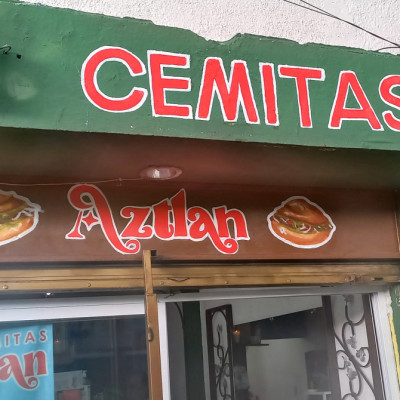 Mural de graffiti en Puebla - rotulos, comida 