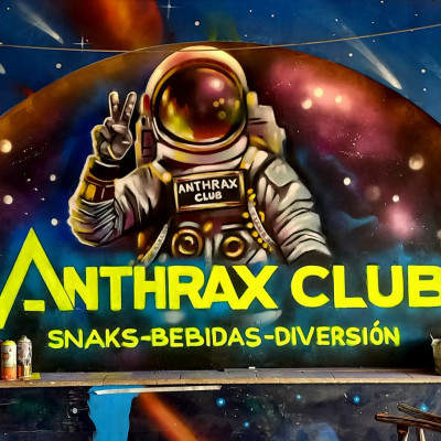 Mural de graffiti en Puebla - bares, rotulos